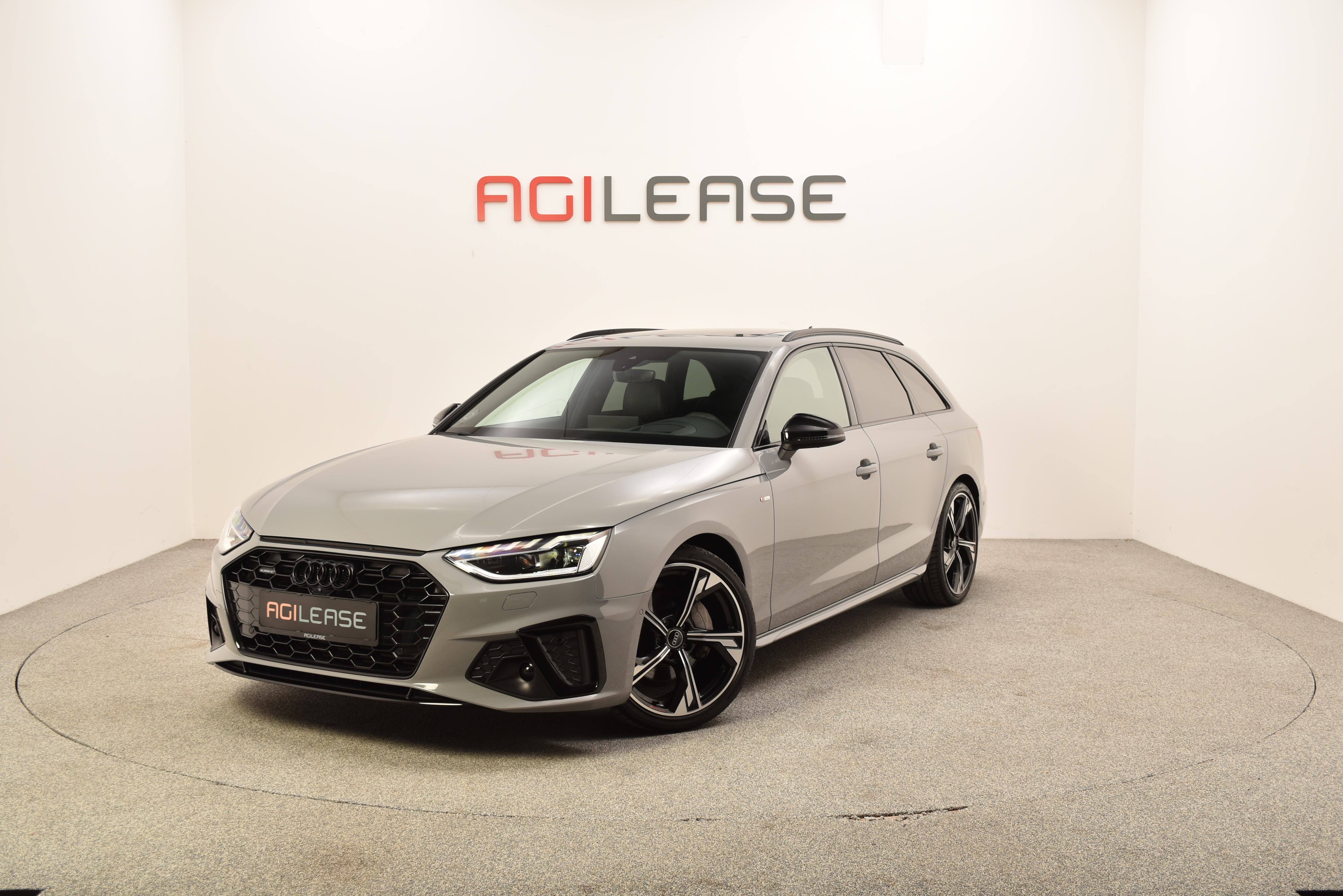 Audi A4 40 TFSI Avant quattro S-line
