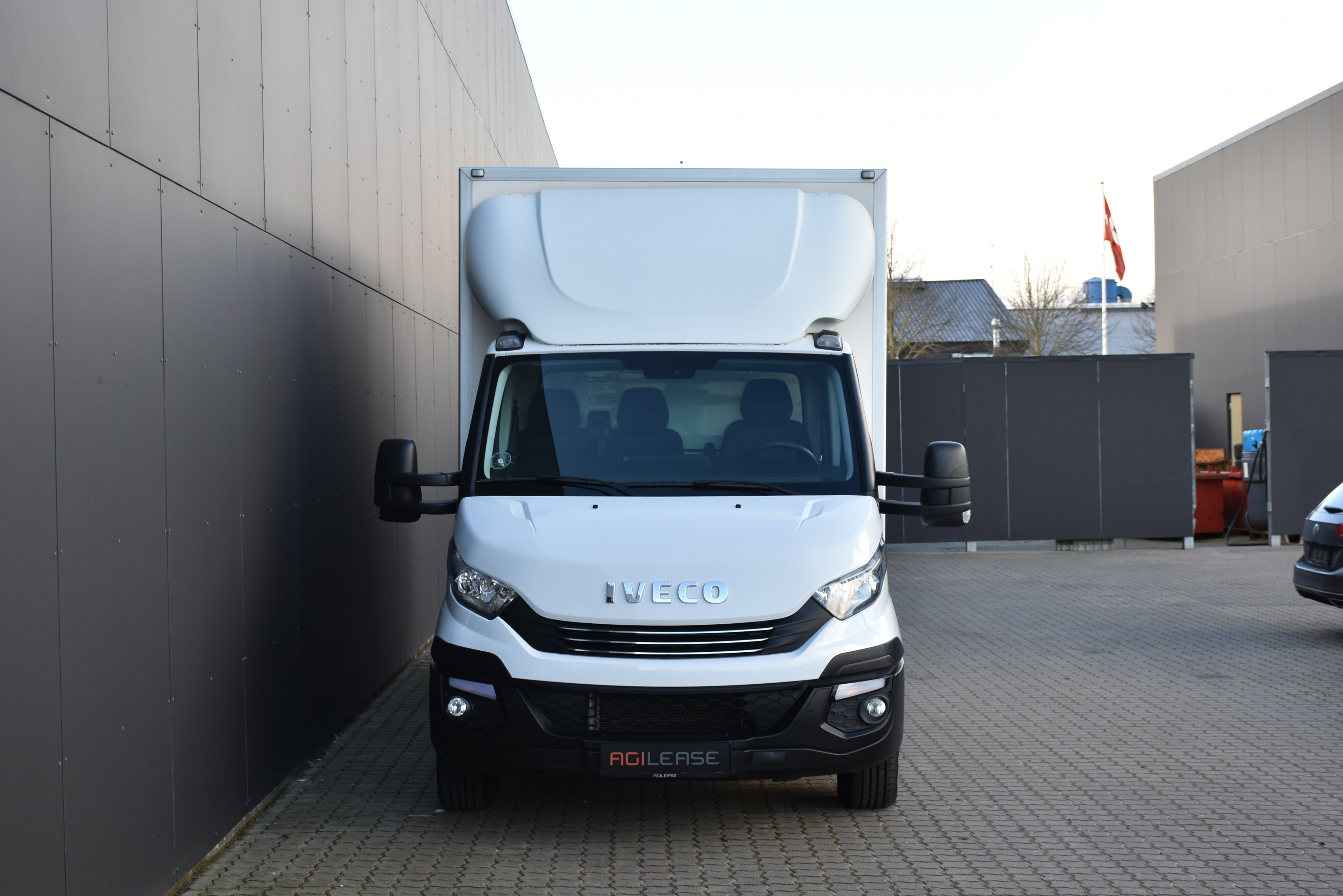 Iveco Daily 3.0 35S18 Alukasse m/lift AG8
