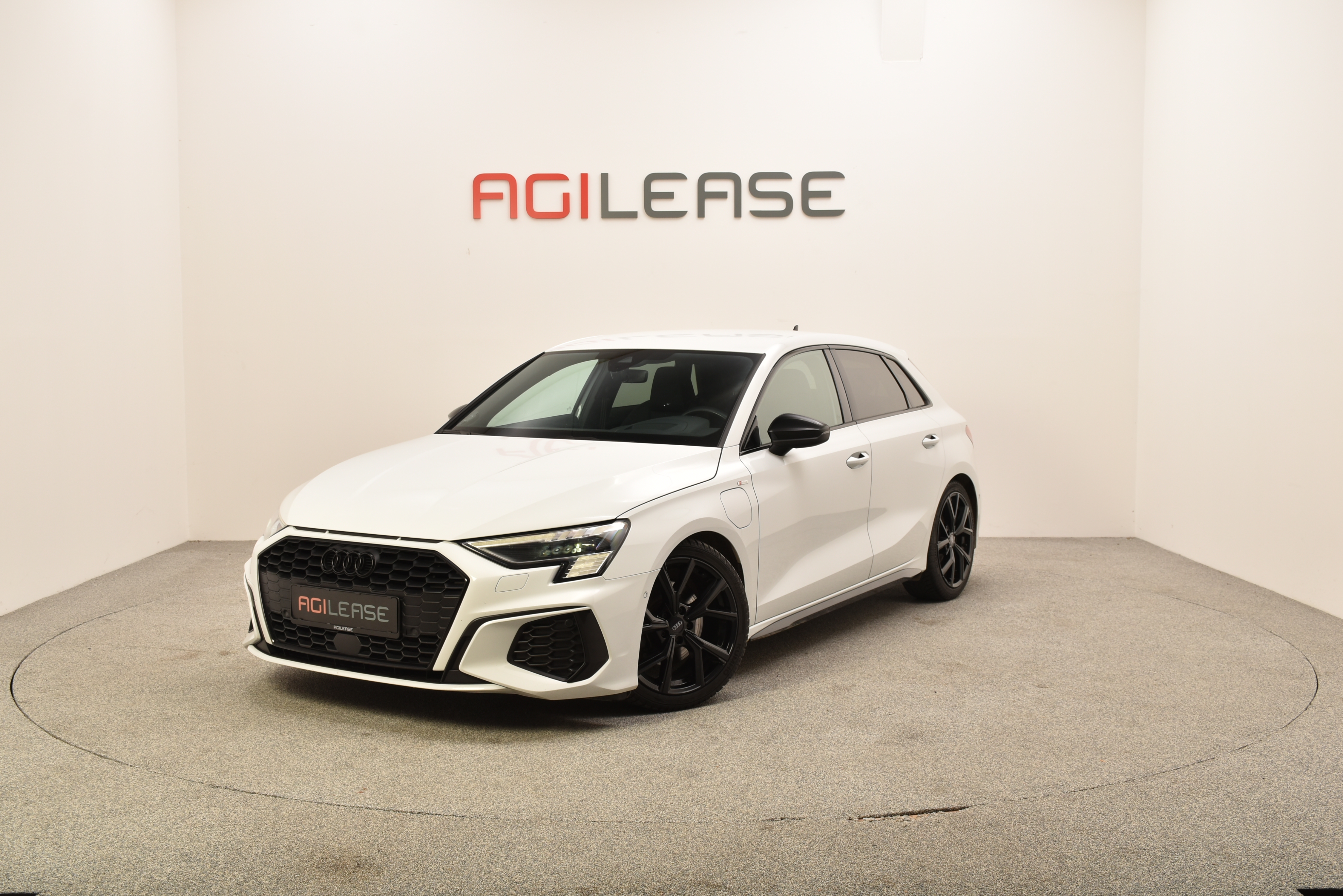 Audi A3 40 TFSI e S-line Sportback