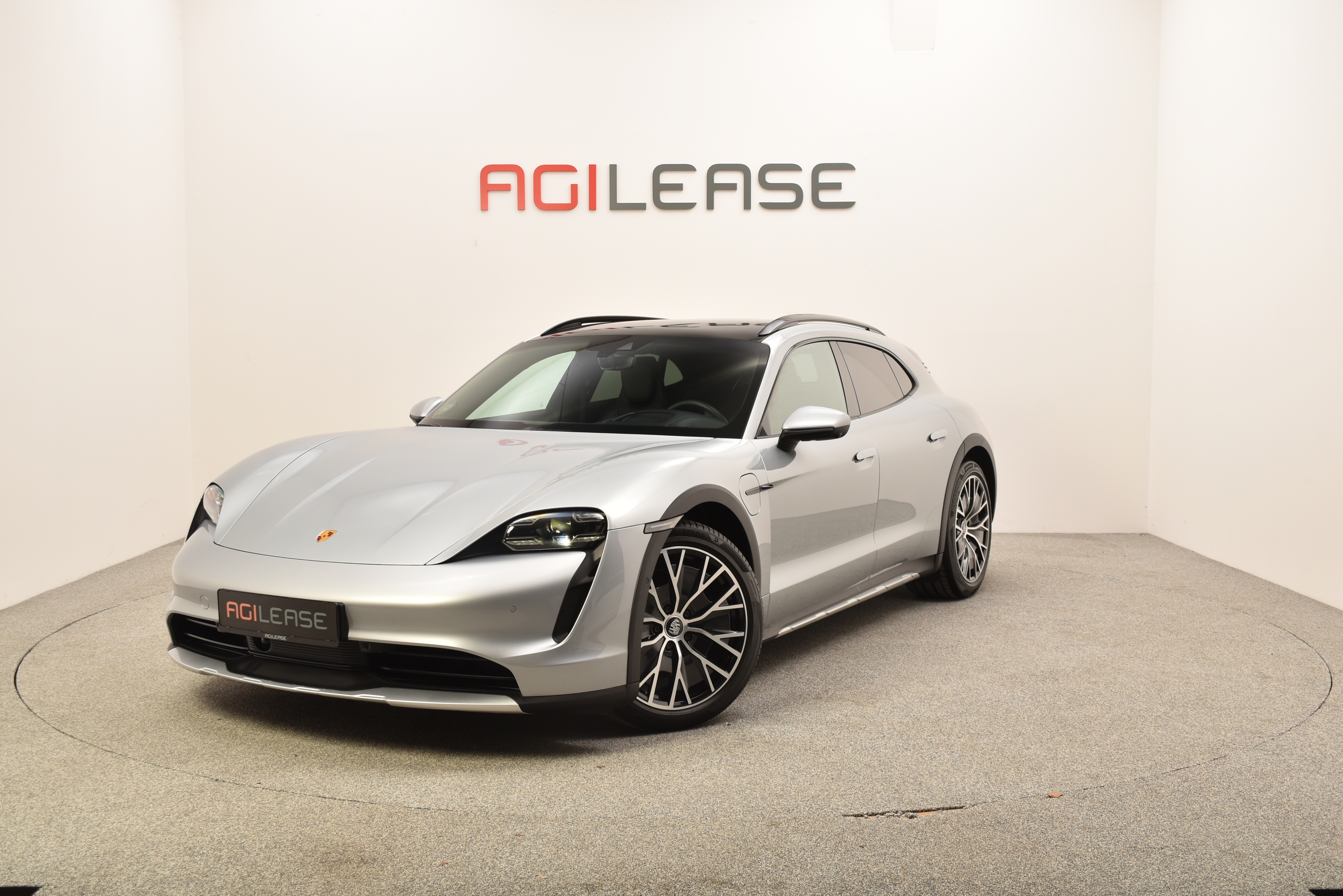 Porsche Taycan Cross Turismo 4S Performance+